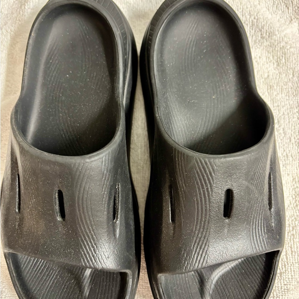 Hoka Gender Exclusive Ora Recovery Black Slide Sandals